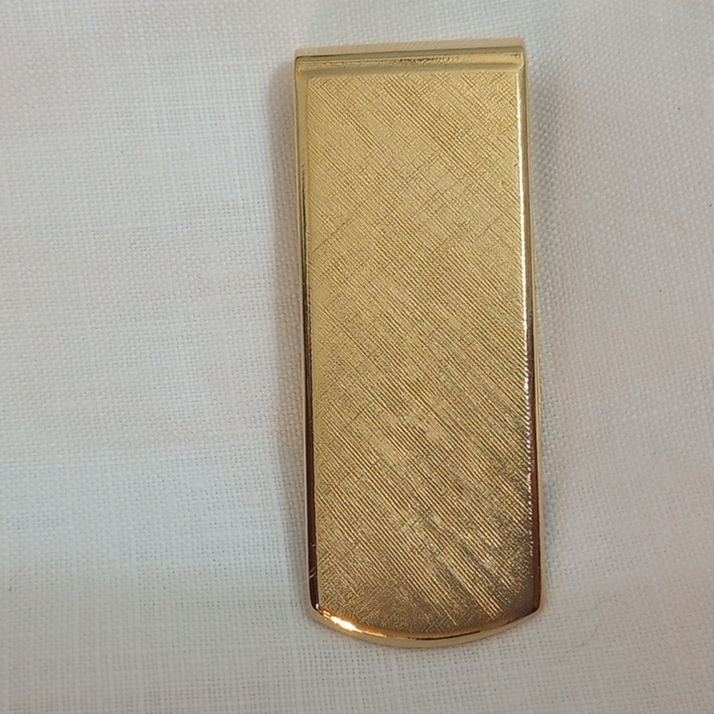 Vintage AMWAY brushed goldtone money clip signed